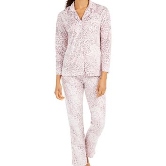 Ellen Tracy Other - 🛑 SOLD 🛑Company Ellen Tracy 2 piece pajama set
